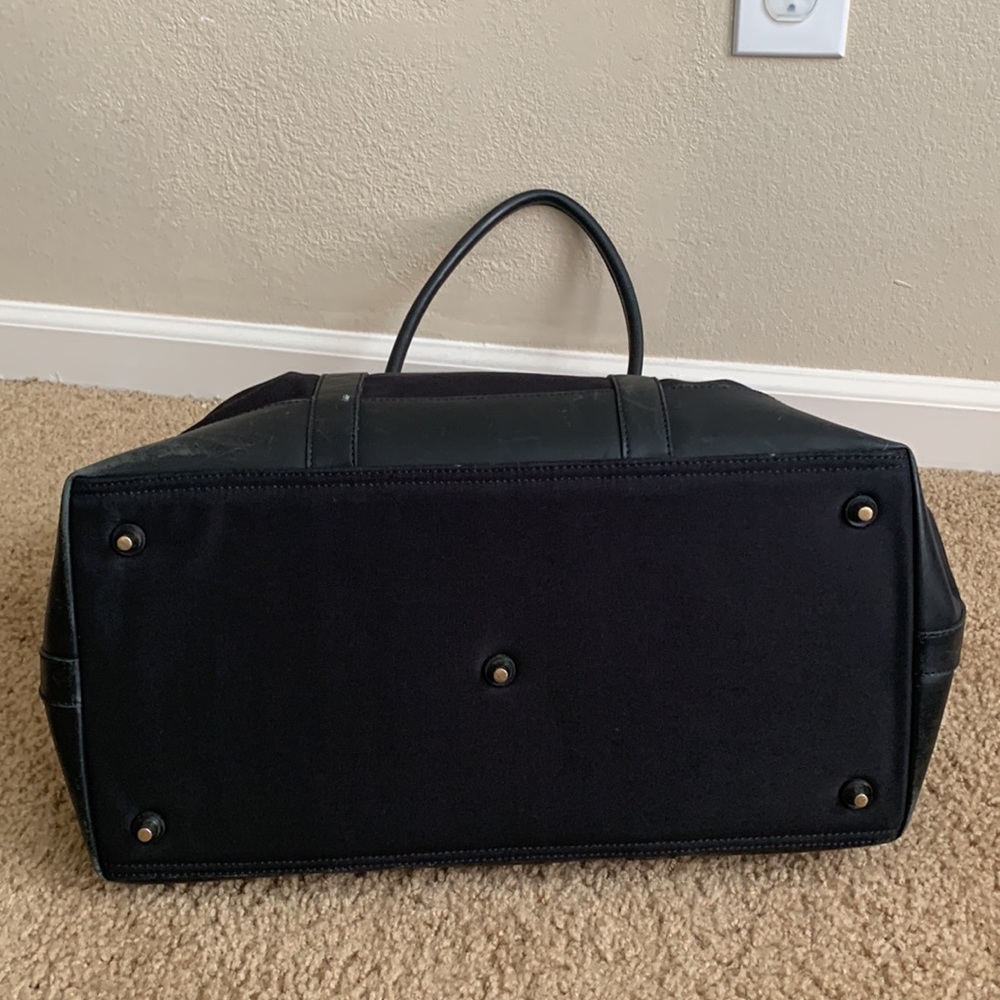 Coach - Picture 4 of 11